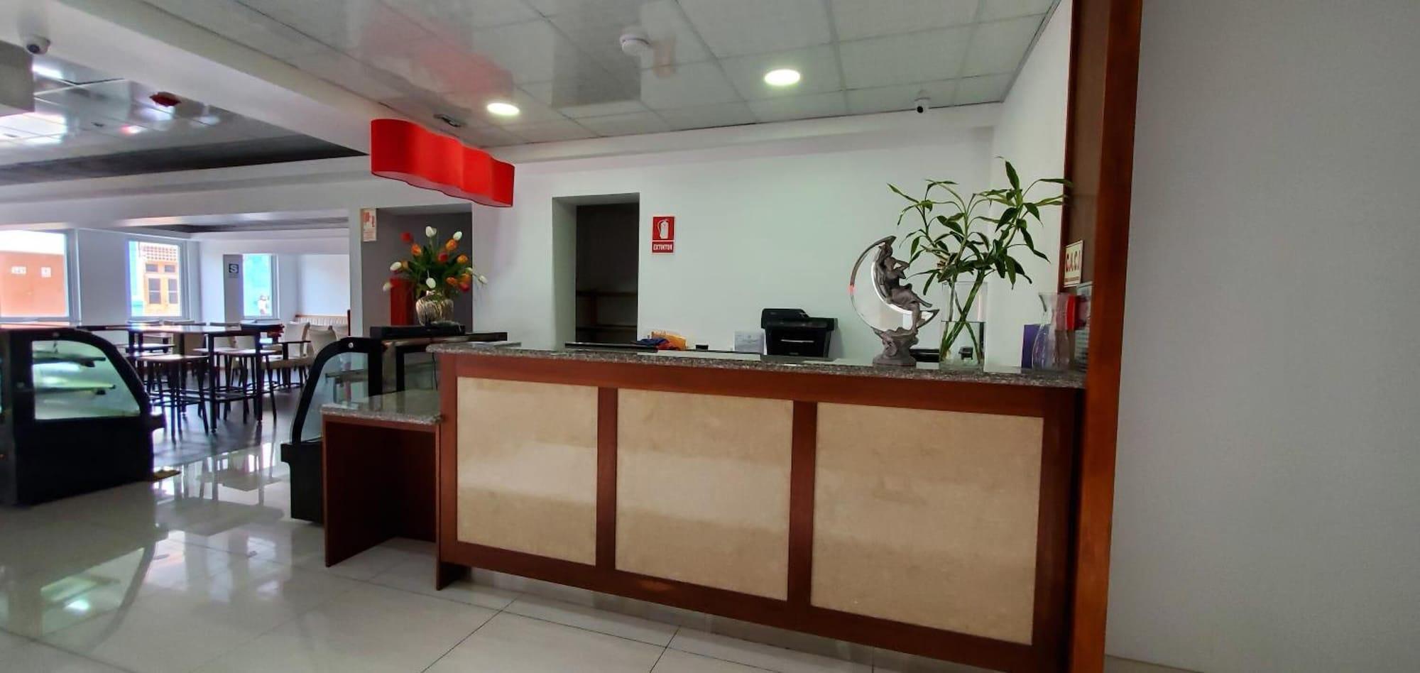 Ayenda La Luna Hotel 3*